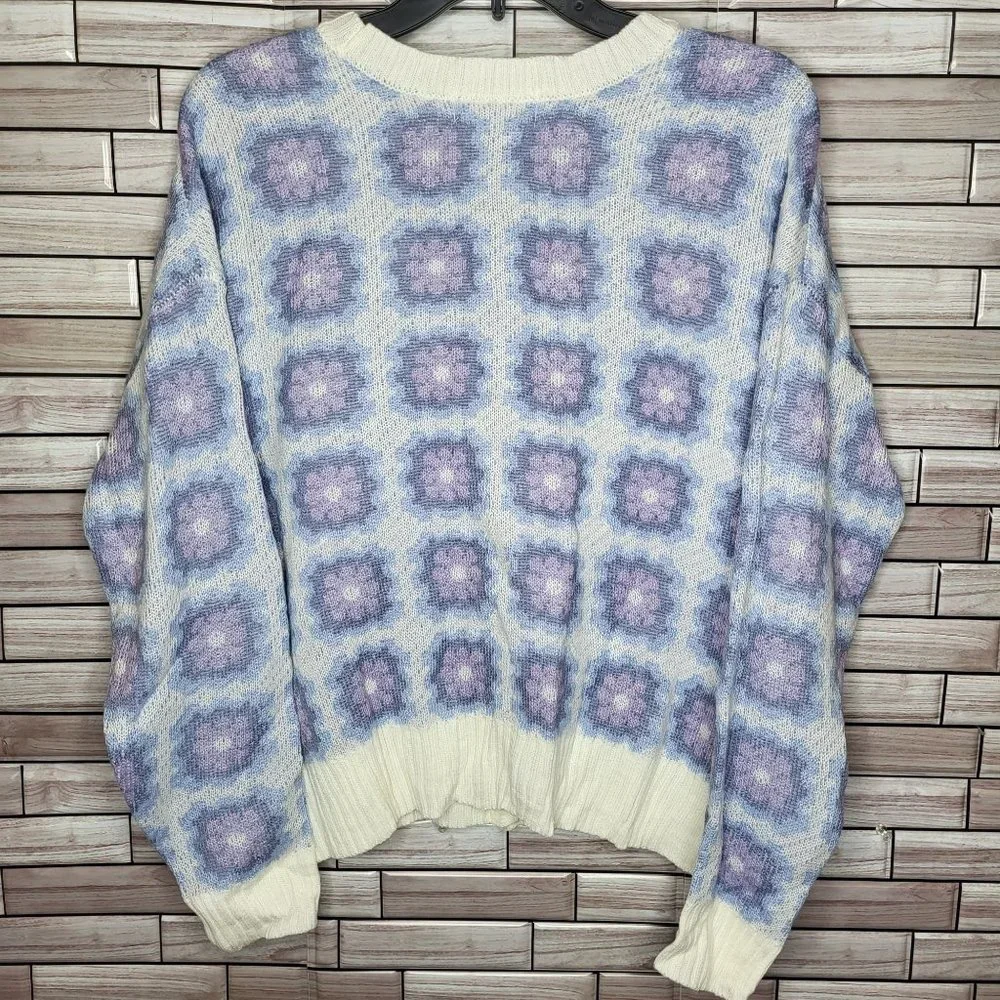 New‎ Womens No Comment Button Sweater Size Large Blue White Long Sleeve Cardigan